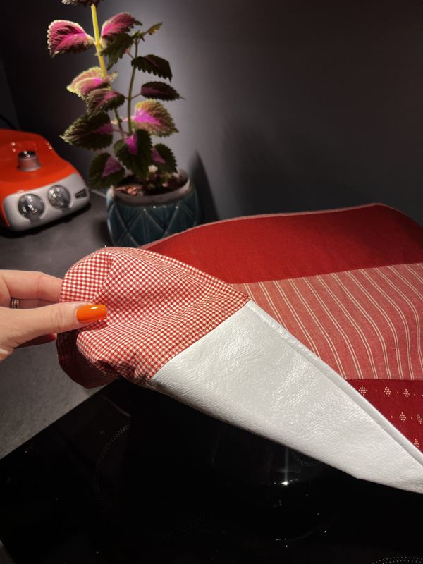 Frotte med bakside av gummi /Gummilaken  - 1m 
