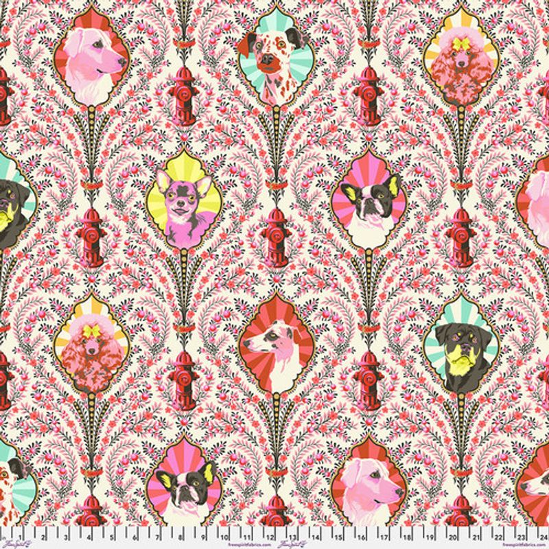 Tula Pink Besties -Hunder - 90cm